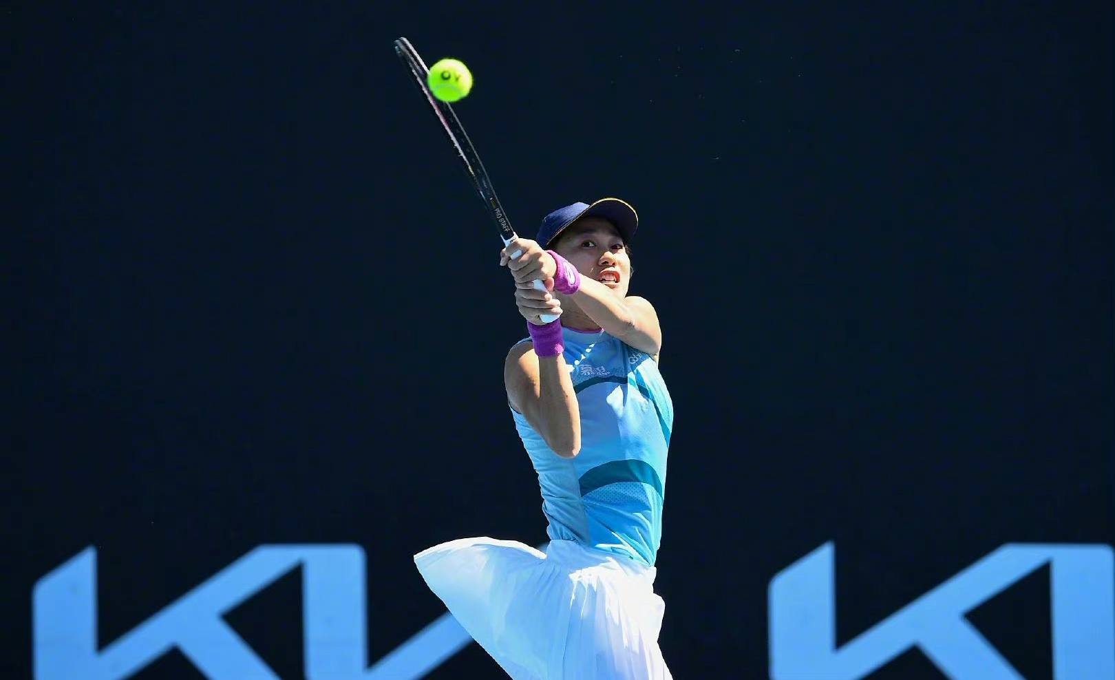 也为他提供 也为他提供