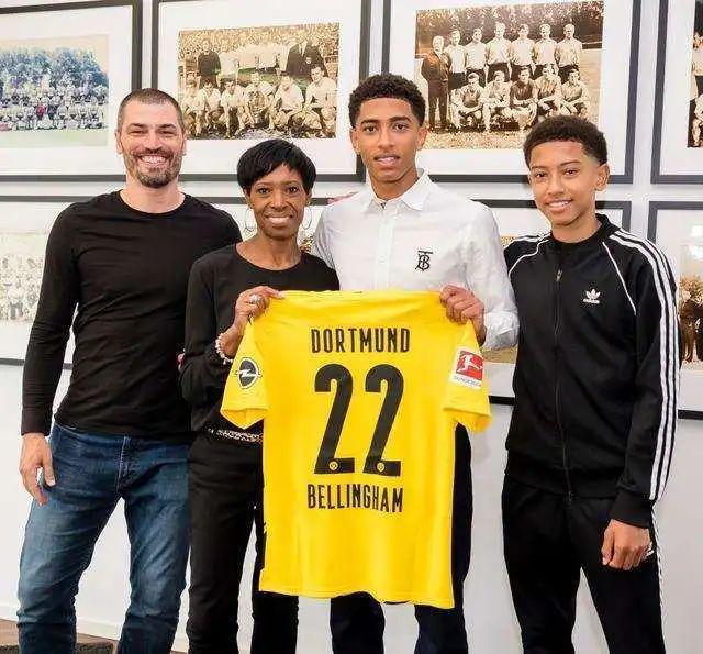 在美国公开 在美国公开